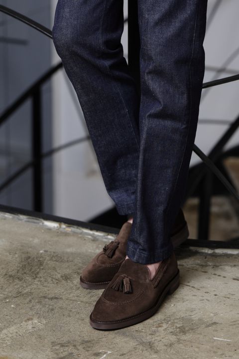 ES:S ファティーグジャケットを使用した、ミリタリーを都会的に昇華した大人の休日スタイル