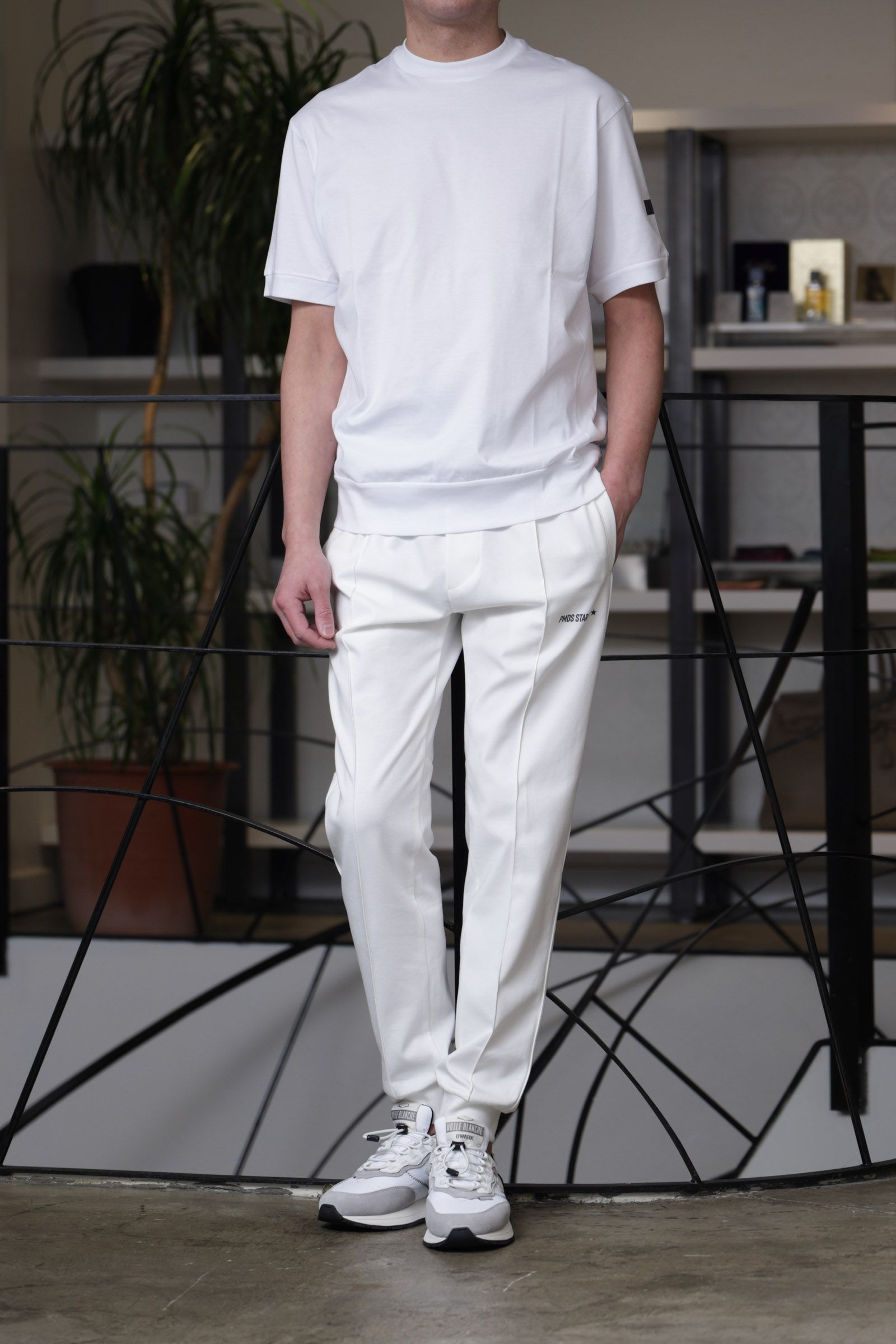 【セットアップあり】ARLEY PANYS ストレッチジャージ スウェットコンビ ワンポイントロゴ ジョガーパンツ / ホワイト × グレー × ブラック