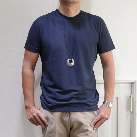 "adawat'n tuareg"シルバーアクセサリーを使用したシンプルコーデ