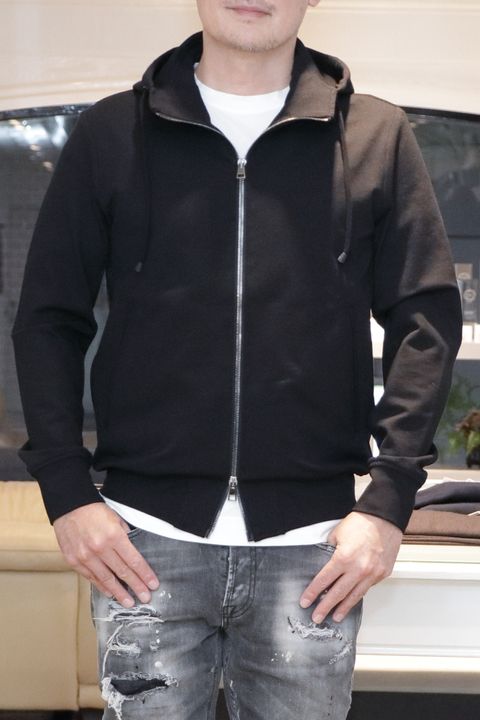 【アウトレットコーデ】”T-JACKET"チェスターコート”を使用したロックスタイル