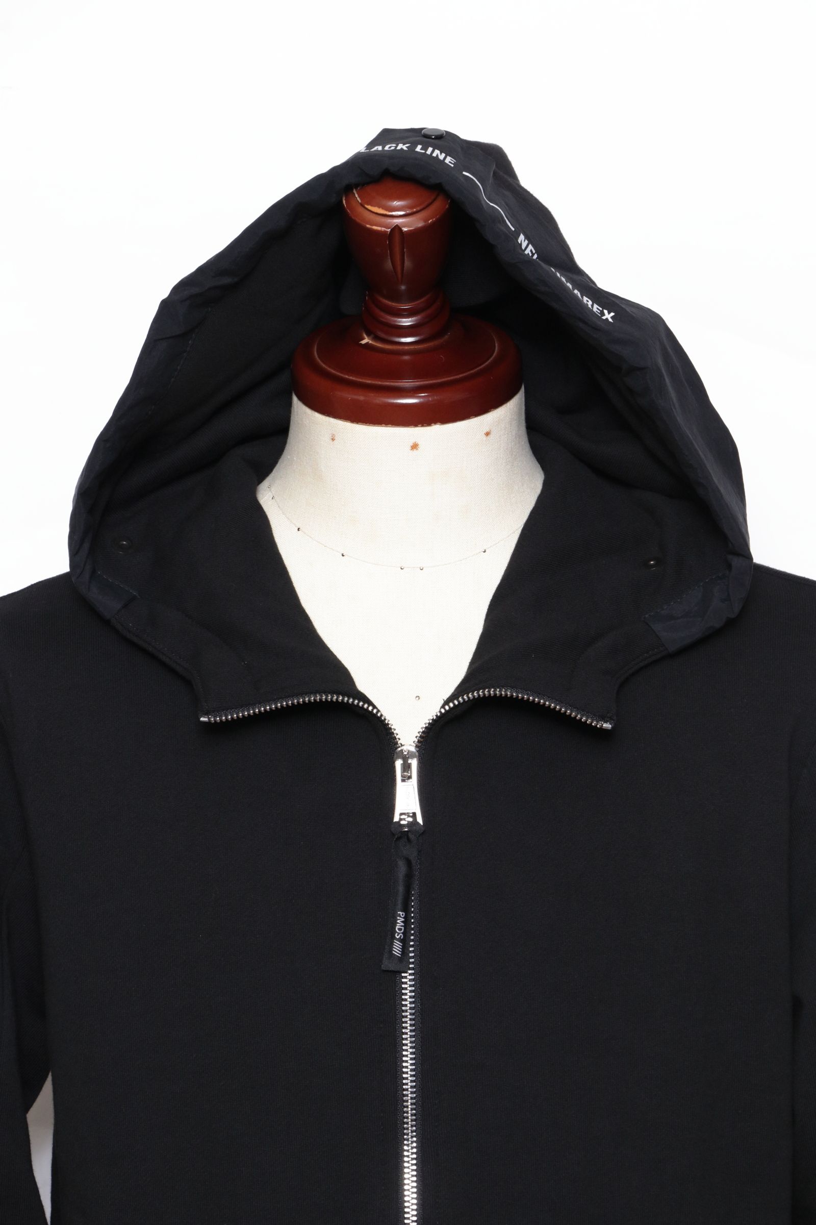 【セットアップあり】NEW UMAREX 袖ロゴ刺繍入り スウェット ジップアップ パーカ / ブラック