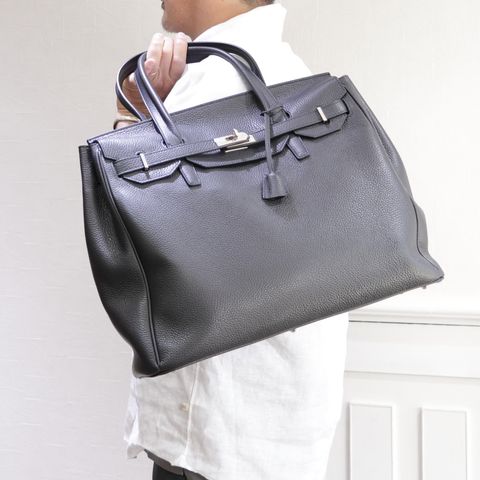 COLONY CLOTHINGプルオーバーリネンシャツを使用したリゾートスタイル