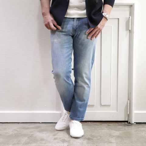 CROWN バレエシューズを使用したジャケパンコーデ