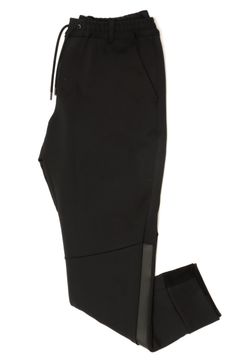 HERNO - ヘルノ ダウンベストを使用したラグスポスタイル