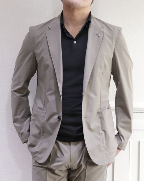 AOURE セットアップを使用したスーツコーデ