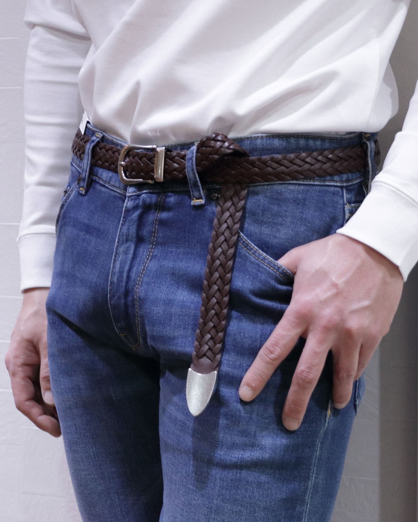 LARDINI - ラルディーニ ニット Wジャケットを使用した大人デニムスタイル