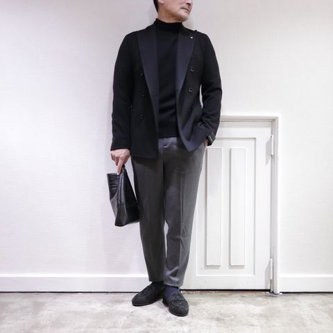 TAGLIATORE ミラノリブニットWジャケットを使用したパーティースタイル