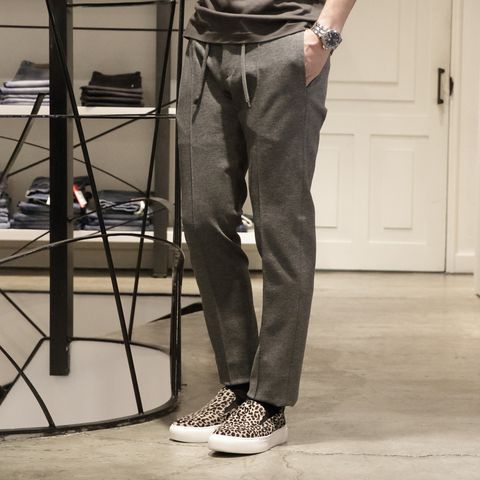 "LARDINI"を使用したカーディガンジャケットコーデ