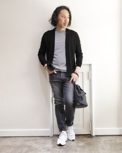 RED CARD TOKYO スリムデニムを使用した夏秋春コーデ