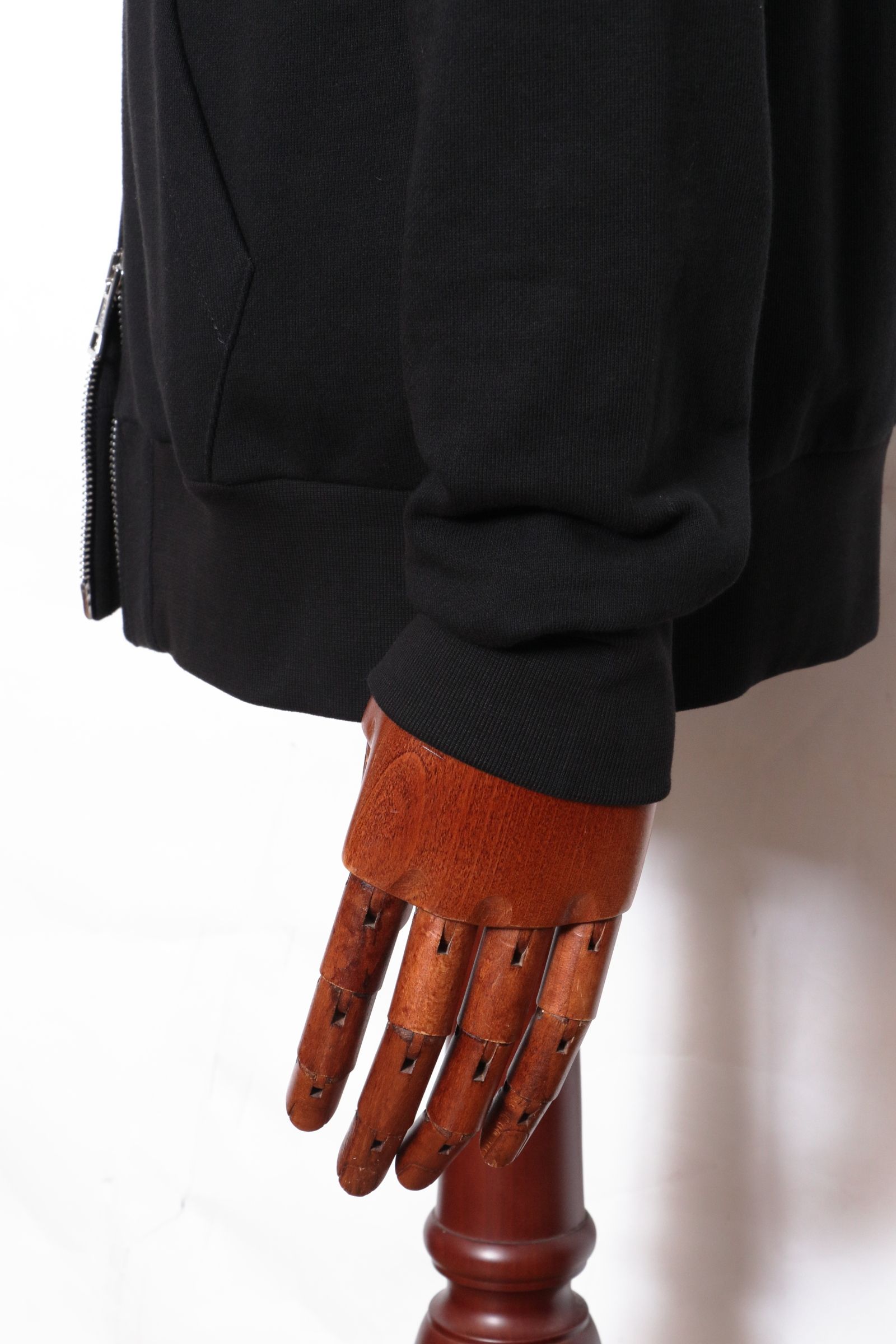 【セットアップあり】NEW UMAREX 袖ロゴ刺繍入り スウェット ジップアップ パーカ / ブラック