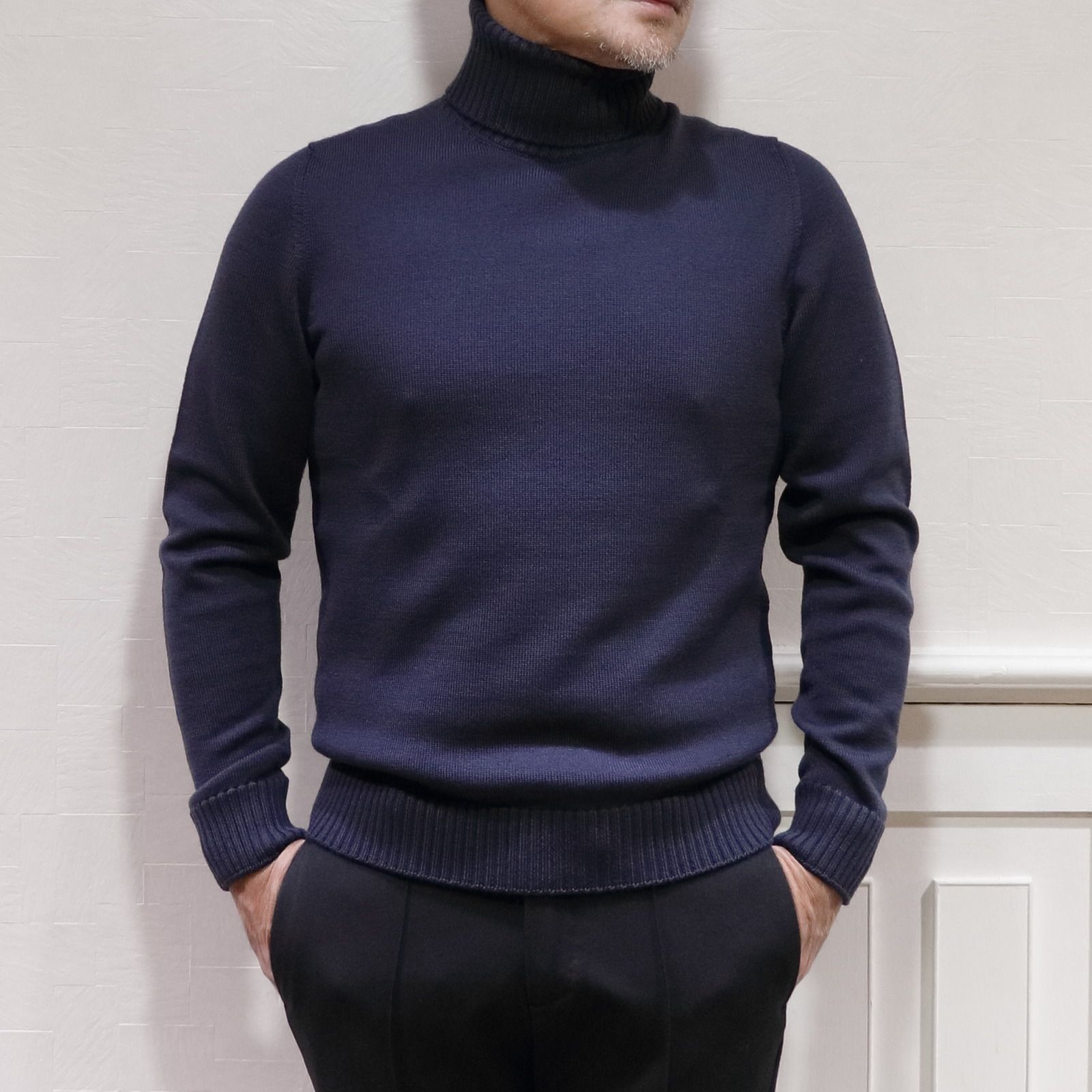 "LARDINI"ニットジャケットを使用したニットオンニットスタイル