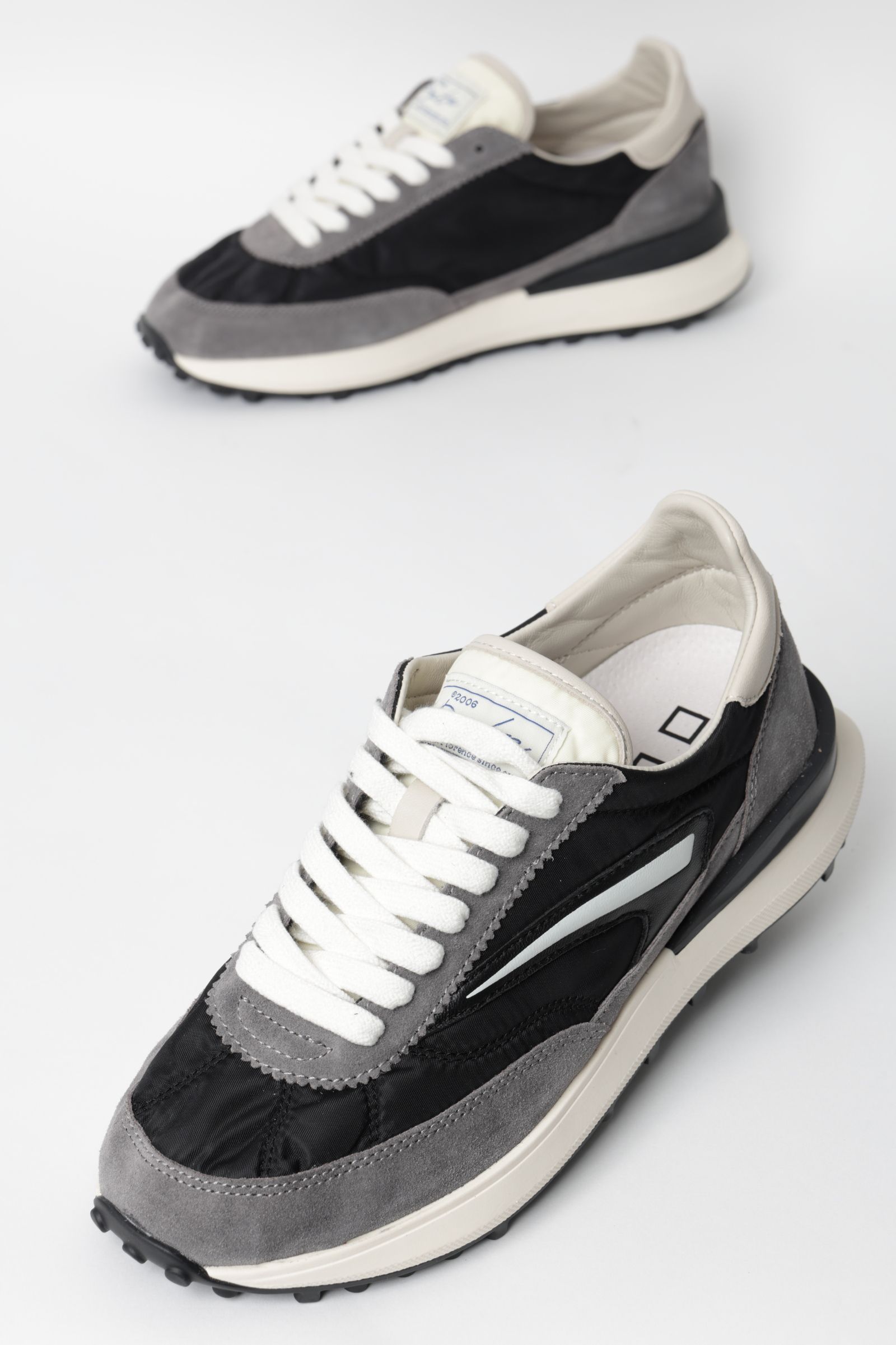 Athleta ナイロン × スウェード ランシュータイプ スニーカー / ブラック × グレー