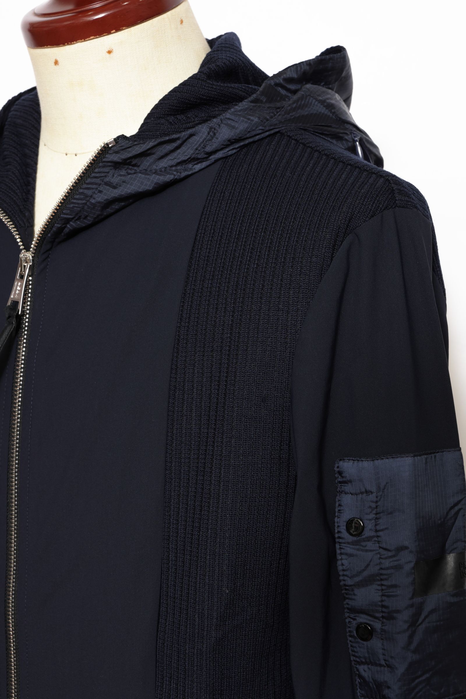 【セットアップあり】JUAN ハイパーストレッチ x リブニット ジップアップ パーカー / ネイビー