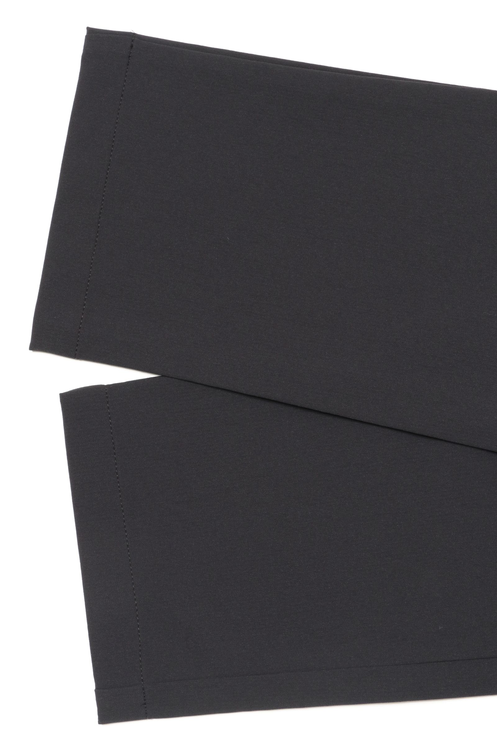 ウォームテック 1プリーツ テーパードシャーリング カーゴパンツ / ブラック 9300