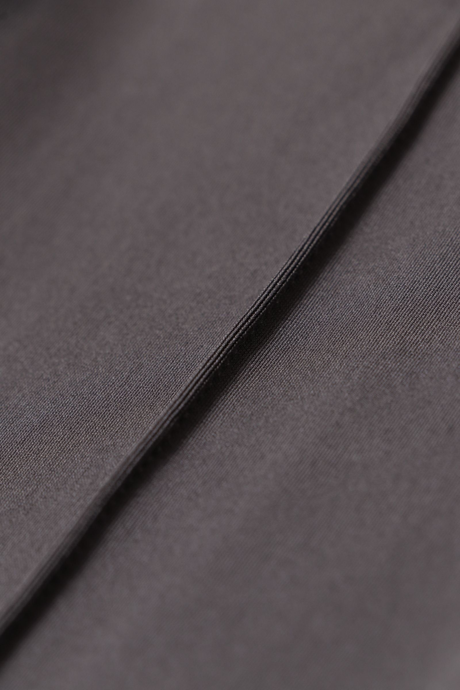 【セットアップあり】MALPENSA SHINE TRICOT マルペンサシャイントリコ ナイロンストレッチ ノープリーツ テーパード イージースラックス / CGRY チャコールグレー