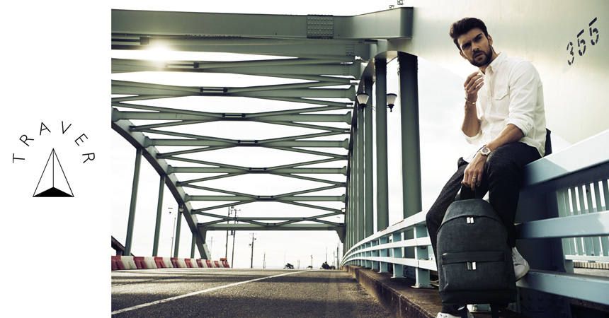 大小揃うリネン&デニム素材のバックパックは、カップルやご夫婦でのお揃いにも◎