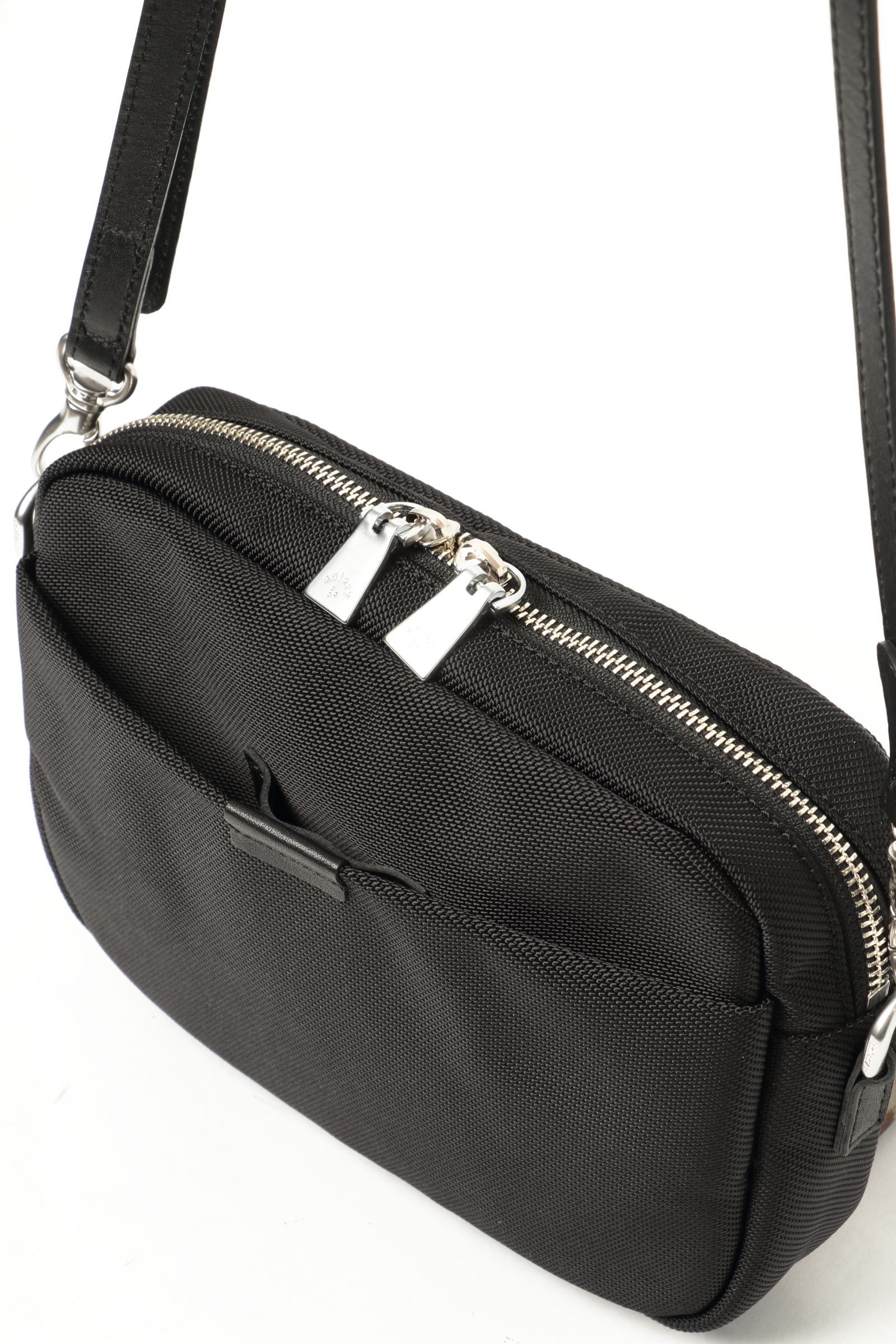 71-03000 Cordura Twill 1680D コーデュラナイロン ショルダーバッグ / ブラック