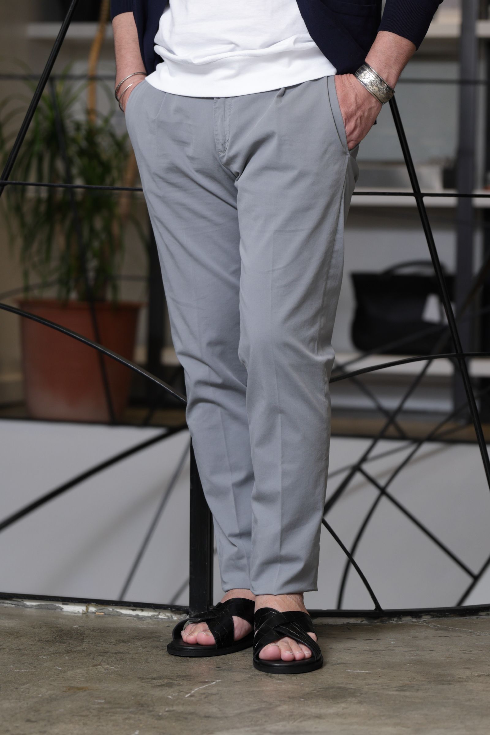 【干場氏モデル】BG07 コットンストレッチ ワンプリーツ テーパードパンツ / ホワイト 0120