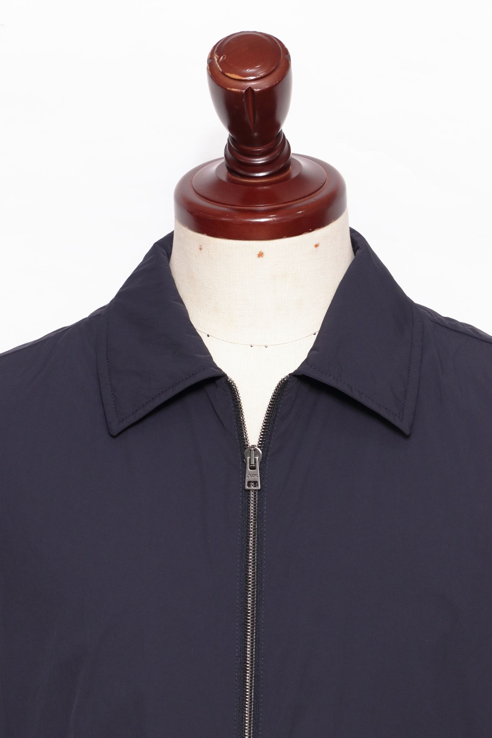 HERNO - GI000461U ULTRA LIGHT CREASE 超軽量撥水ナイロン