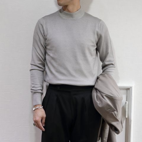 "ボリオリのジャケット"を使用したカジュアルドレスコーデ