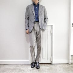 "タリアトーレ"を使用した秋のカジュアルジャケットコーデ