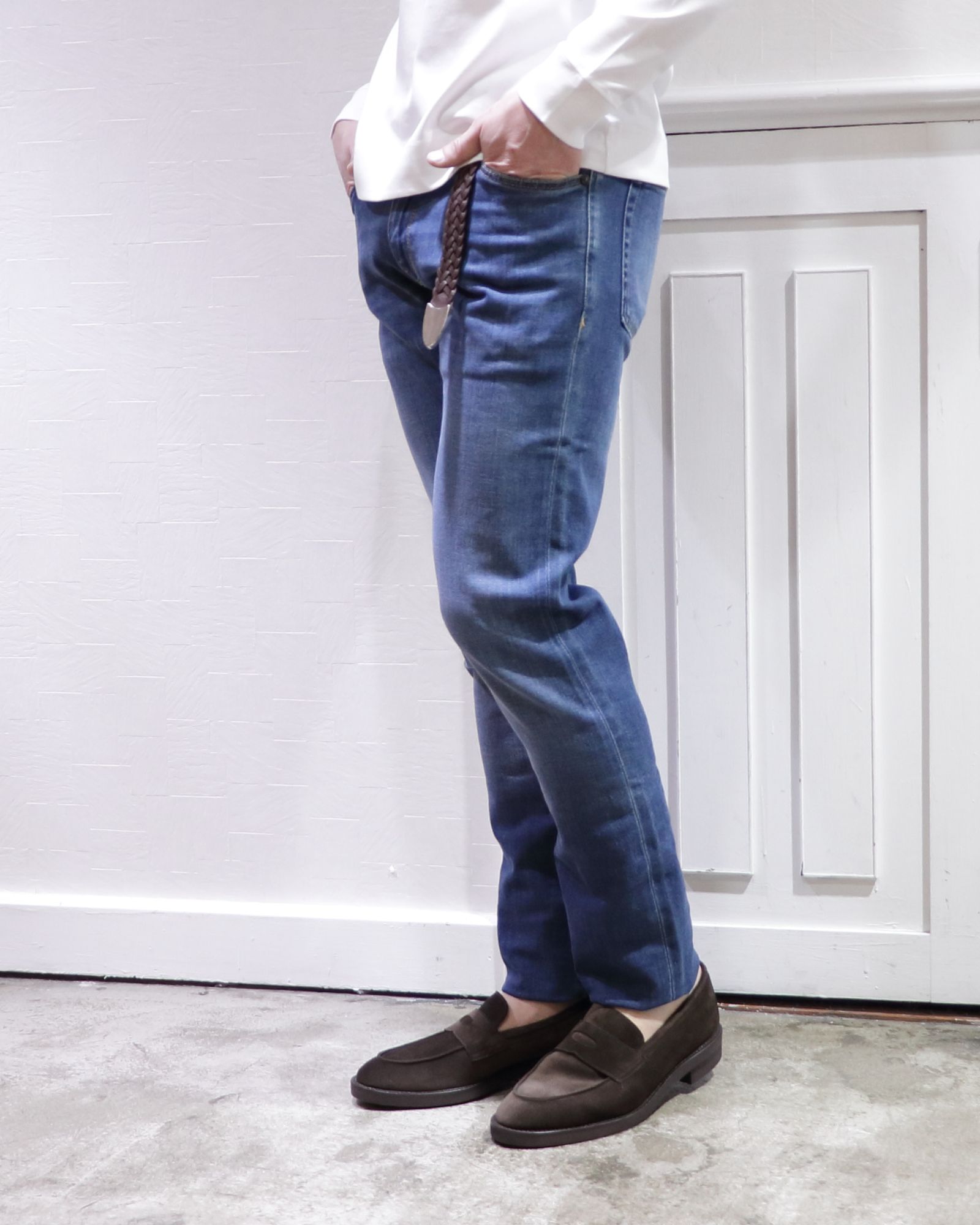 LARDINI - ラルディーニ ニット Wジャケットを使用した大人デニムスタイル