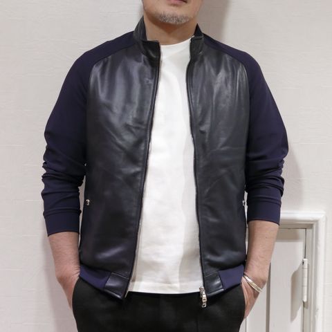 "EMMETI"ハイブリッドブルゾンJOSHを使用したシンプルラグスポスタイル