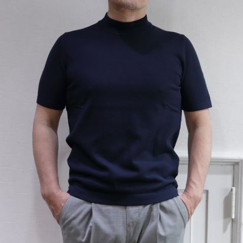 GRANSASSO 12Gモックネックニットを使用したジャケパンスタイル