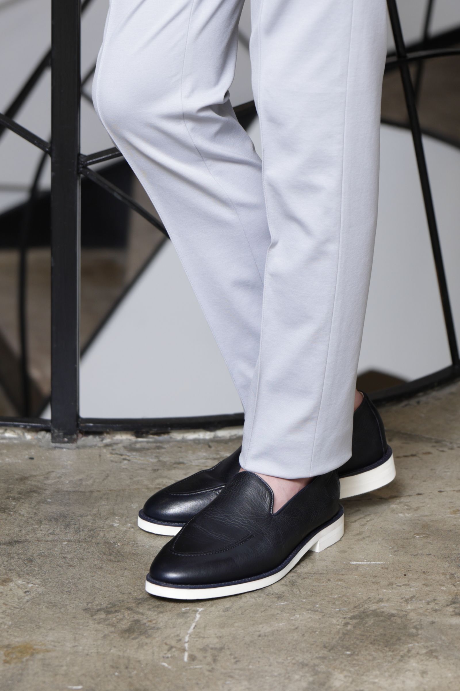 【スーパーふにゃ男】ディアスキン 鹿革 スリッポン シューズ 革靴 / ダークネイビー