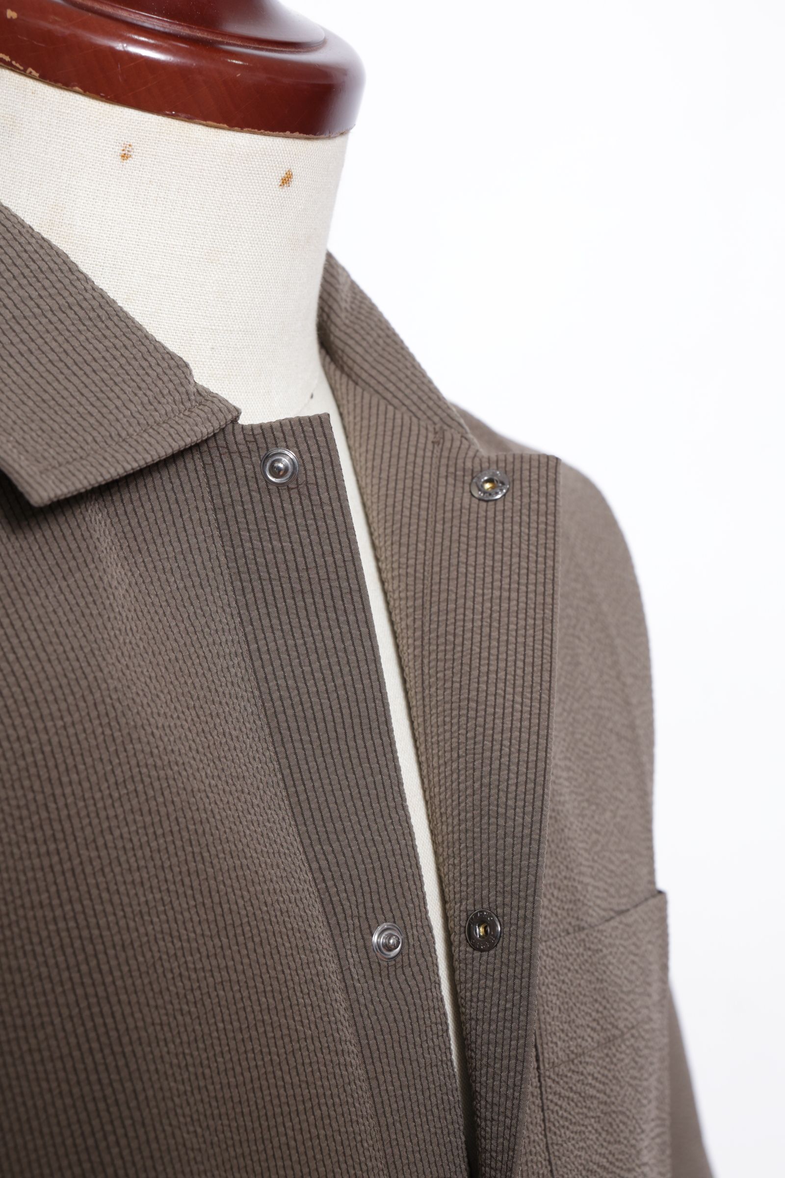 【セットアップあり】PT000093U 撥水ポリエステル シアサッカー ショートスリーブ シャツ / 7745 カーキ