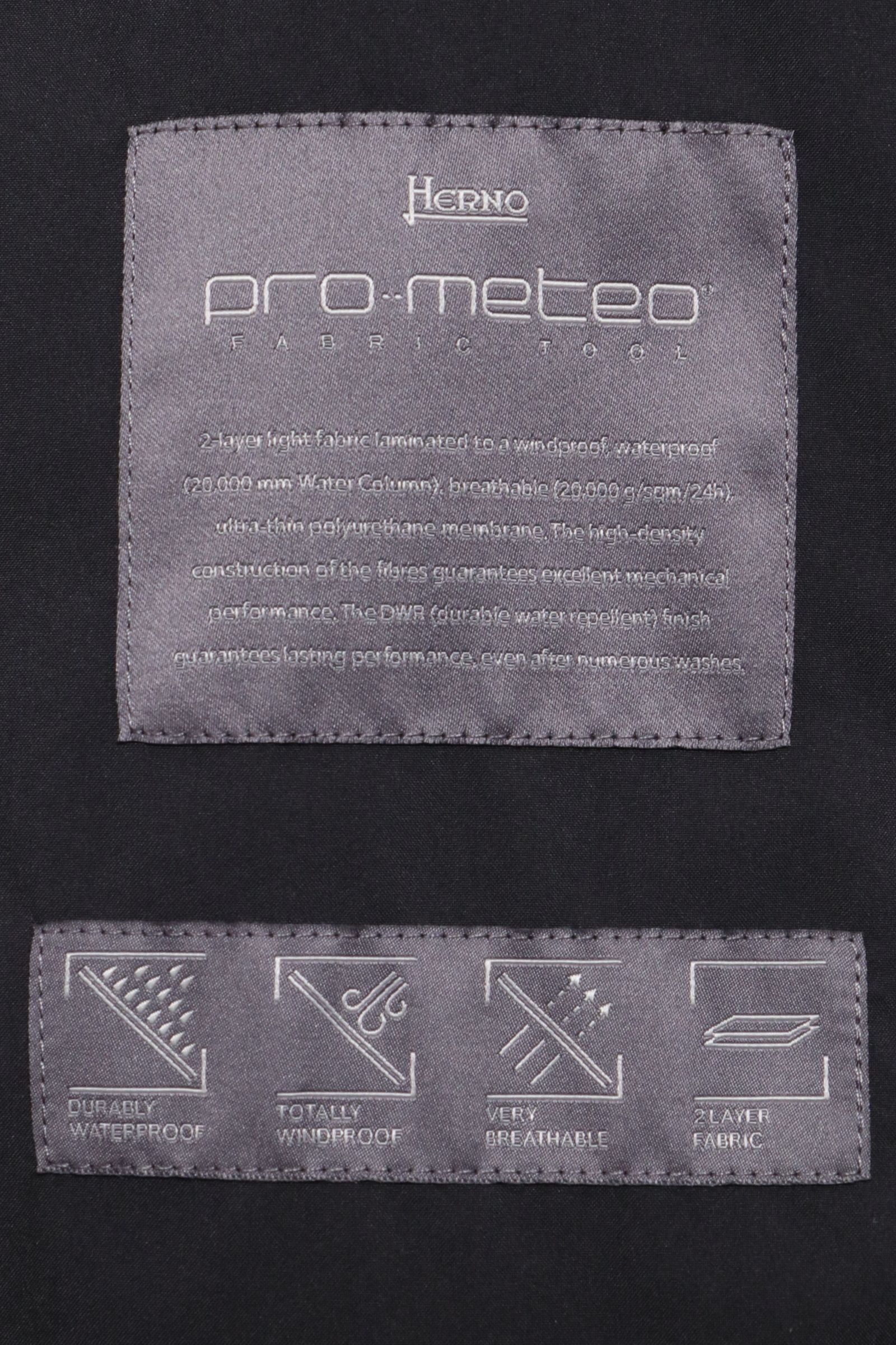 【FUNCTIONAL WARDROBE】 PI001292U  2レイヤーダウンフーディーコート / ブラック 9300