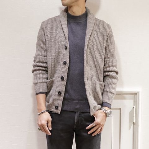 "Gran Sasso"を使用したニットオンニットコーデ