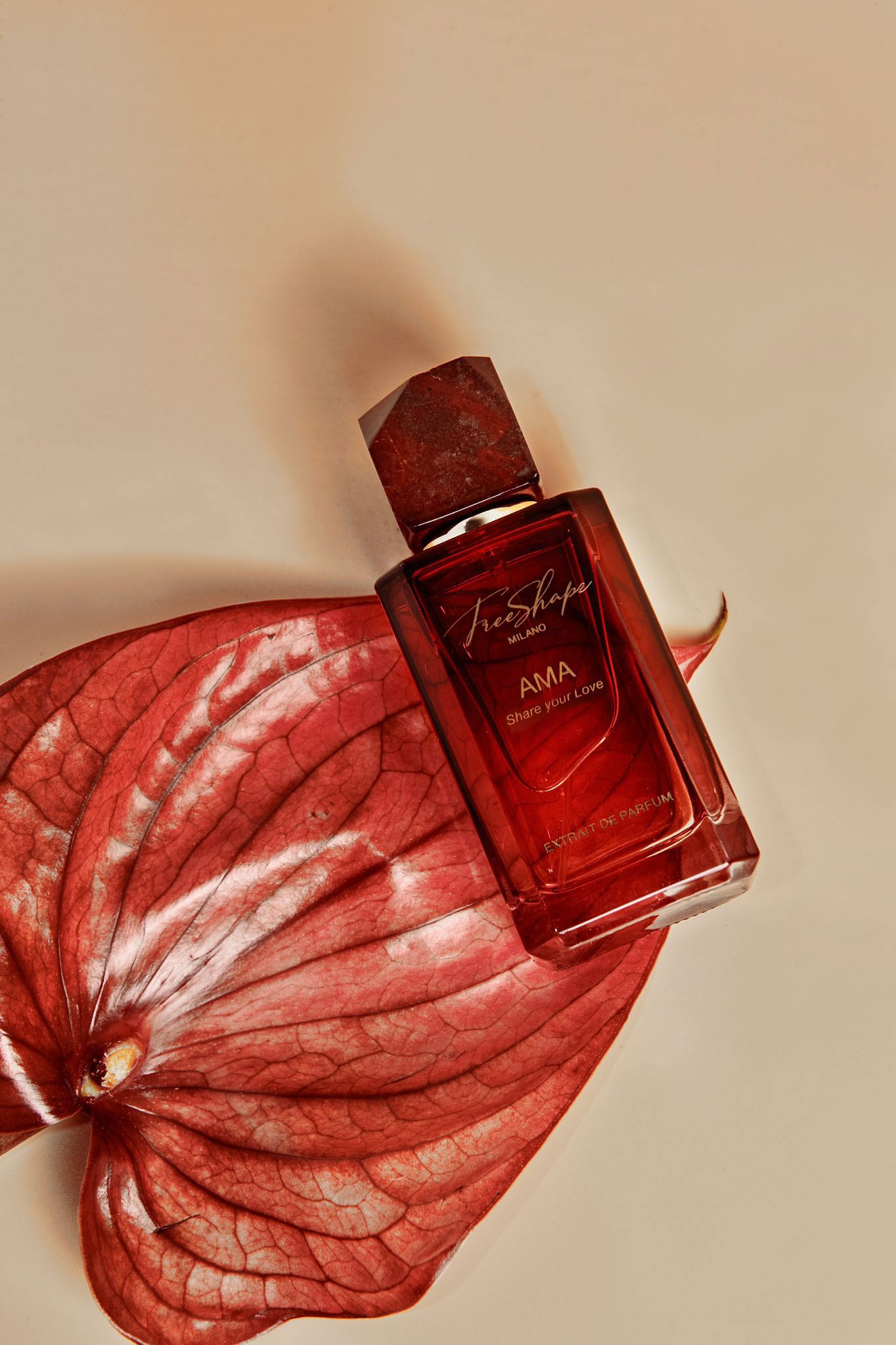 Free Shape MILANO エキストラドパルファム 100ml / 「AMA(アマ)」 エキゾチックローズ