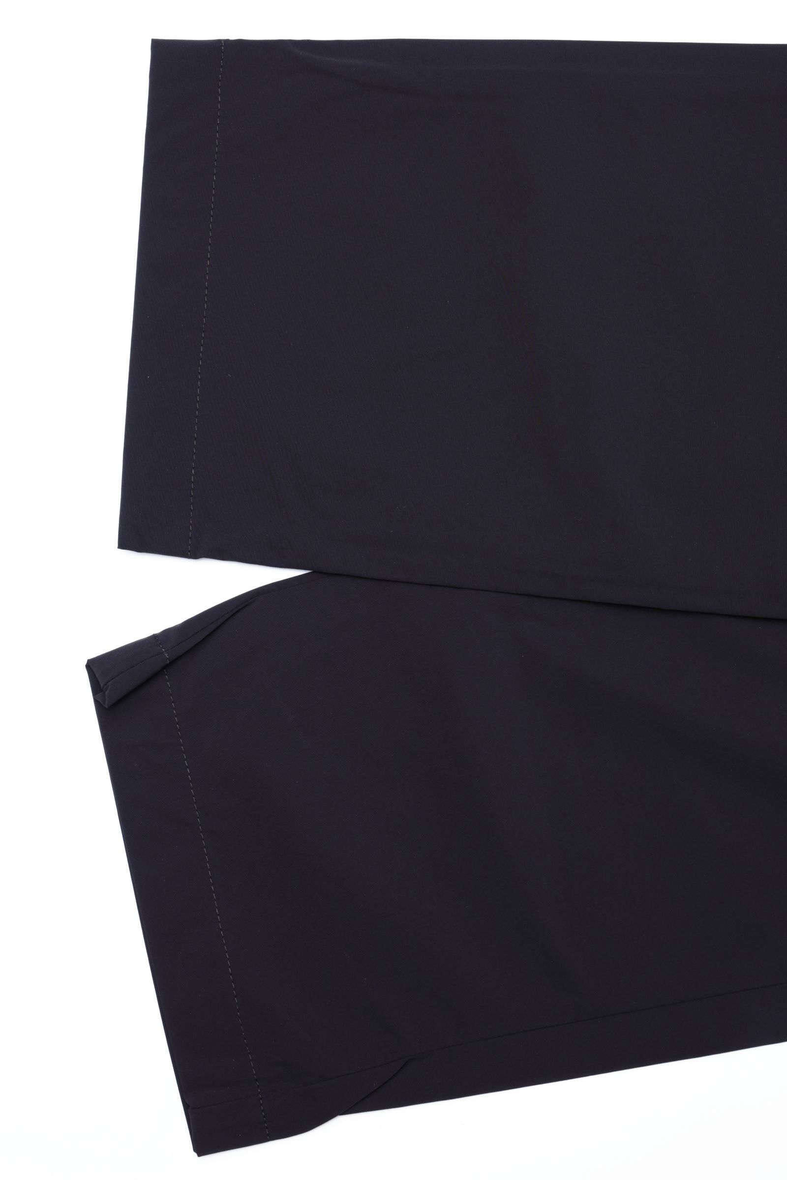 FUNCTIONAL WARDROBE ウォーターレペレント ストレッチナイロン 1プリーツ テーパード シャーリングパンツ / ブラック 9300