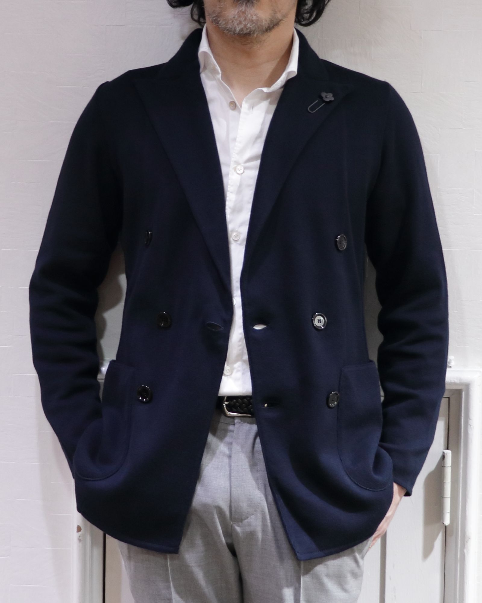 LARDINI - ラルディーニ ニット Wジャケットを使用したビジカジスタイル