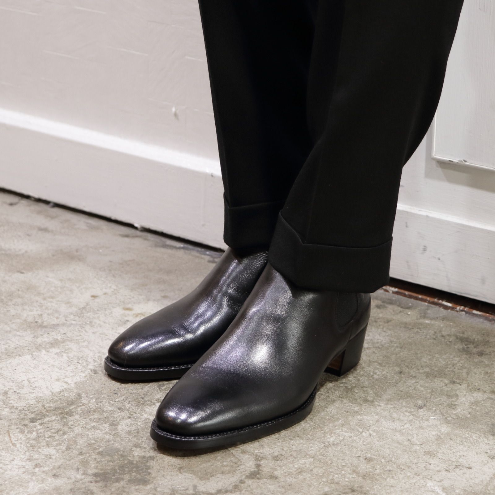 "FILIPPO DE LAURENTIIS"を使用したドレカジニットコーデ