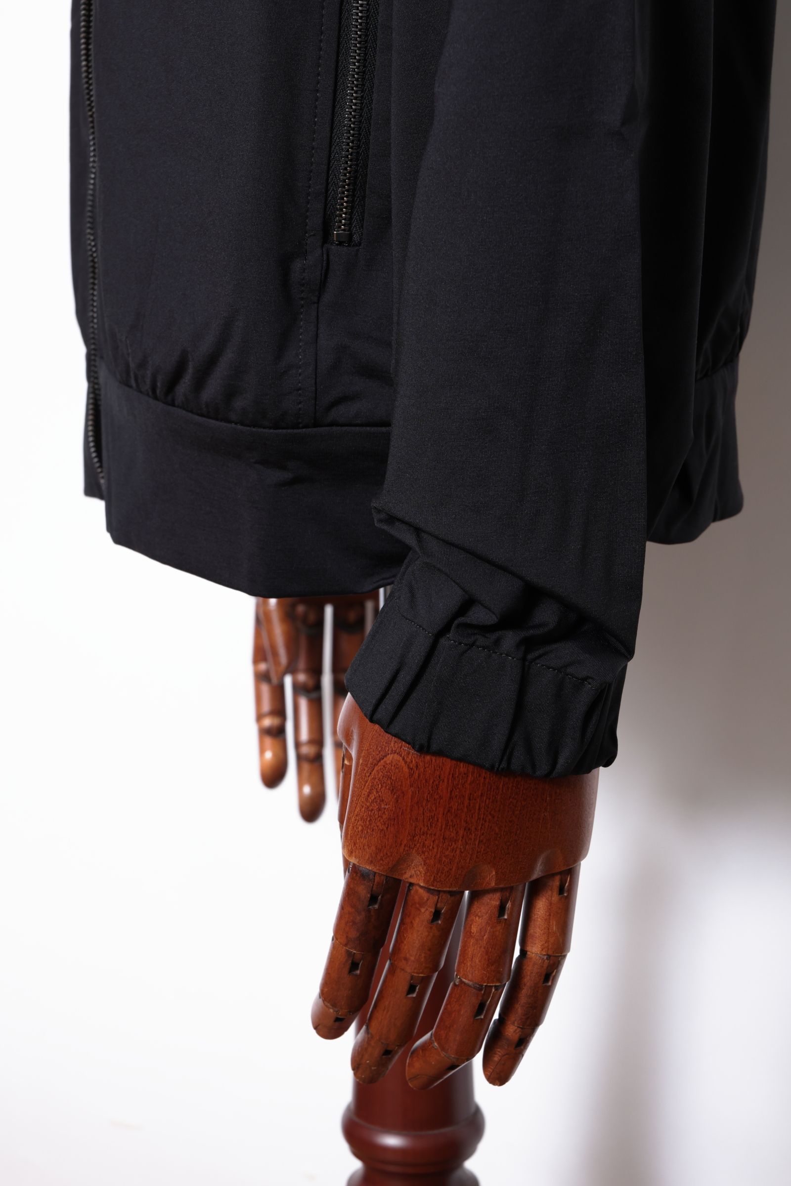 ストレッチジャージ リラックスシルエット パーカ / ブラック 9300