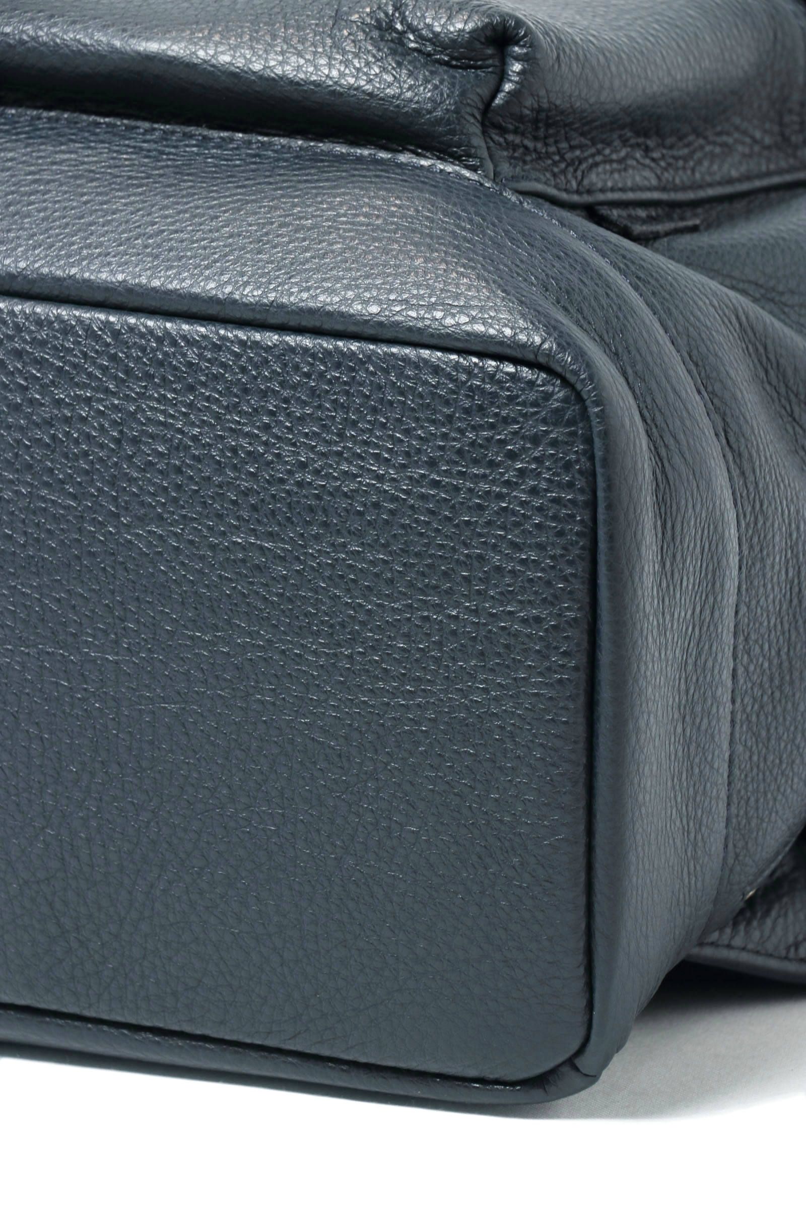 Jedda 25 シュリンクレザー バックパック リュック Sサイズ / ネイビー