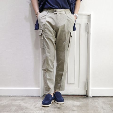 "ジャブスカーゴ"を使用したミリタリーサマーコーデ