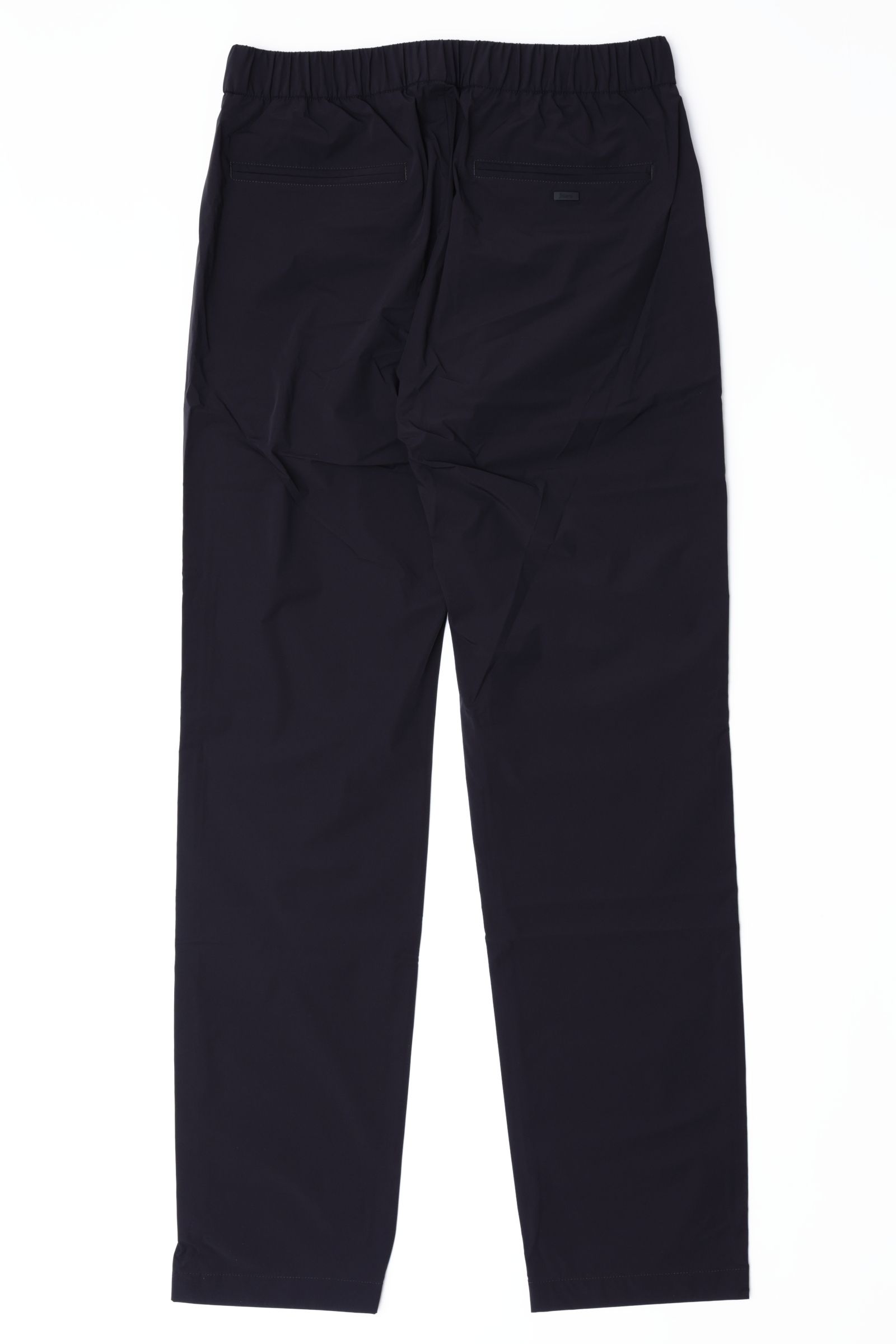 FUNCTIONAL WARDROBE ウォーターレペレント ストレッチナイロン 1プリーツ テーパード シャーリングパンツ / ブラック 9300