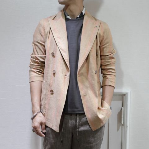 "ジャブステクノリネンパンツを使用したドレカジコーデ