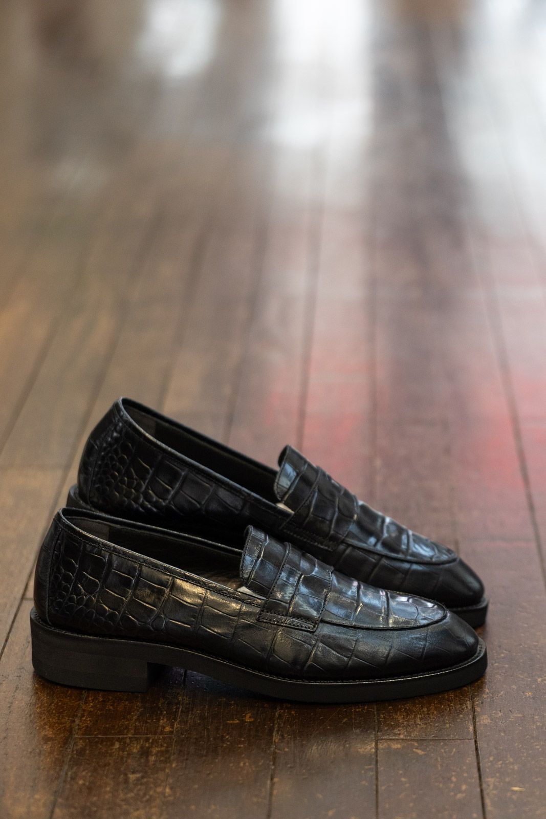 《BEKKU HOMME別注》【ふにゃ男シリーズ】クロコダイルスタンプ カーフレザー コインローファー シューズ 革靴 / ブラック