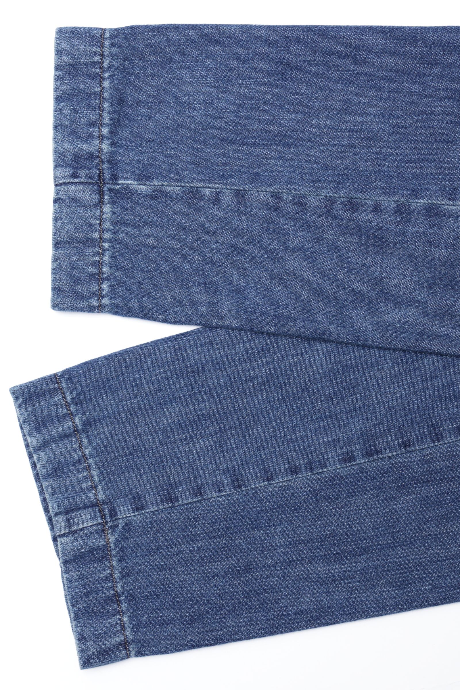 BERTO GD DNM ベルト  デニム生地 1プリーツ バックシャーリング テーパードパンツ / インディゴブルー