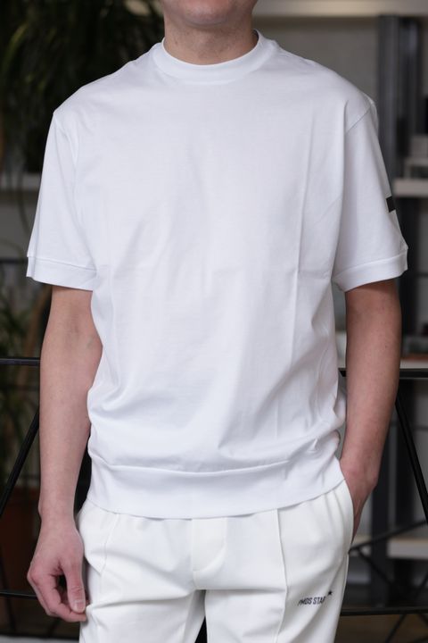 P.M.D.S.を使用した、クリーンに仕上げる大人のスポーティセットアップ