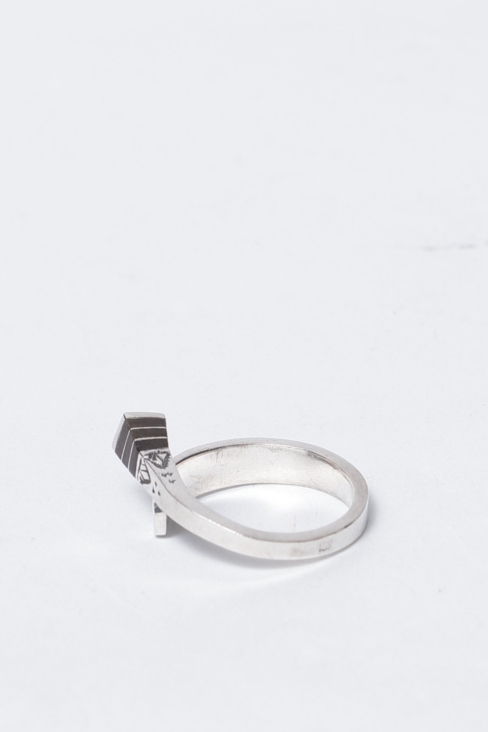 Tbrorri Tissght （Flat） / タブルーリ ティサット ハンドメイド シルバー  リング