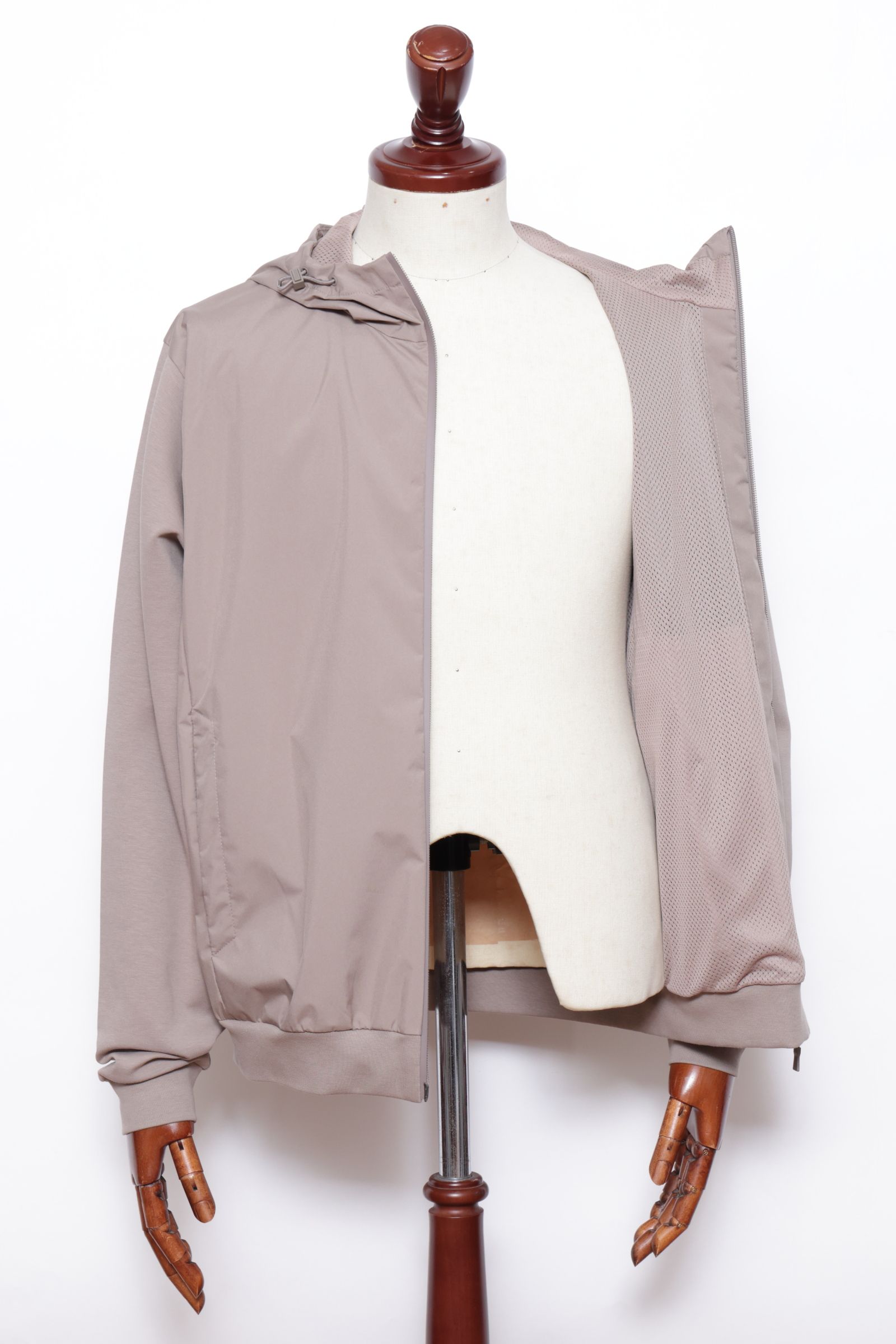 FUNCTIONA WARDROBE ウォーターレペレントナイロン ジャージ ハイブリッド ブルゾン / トープ