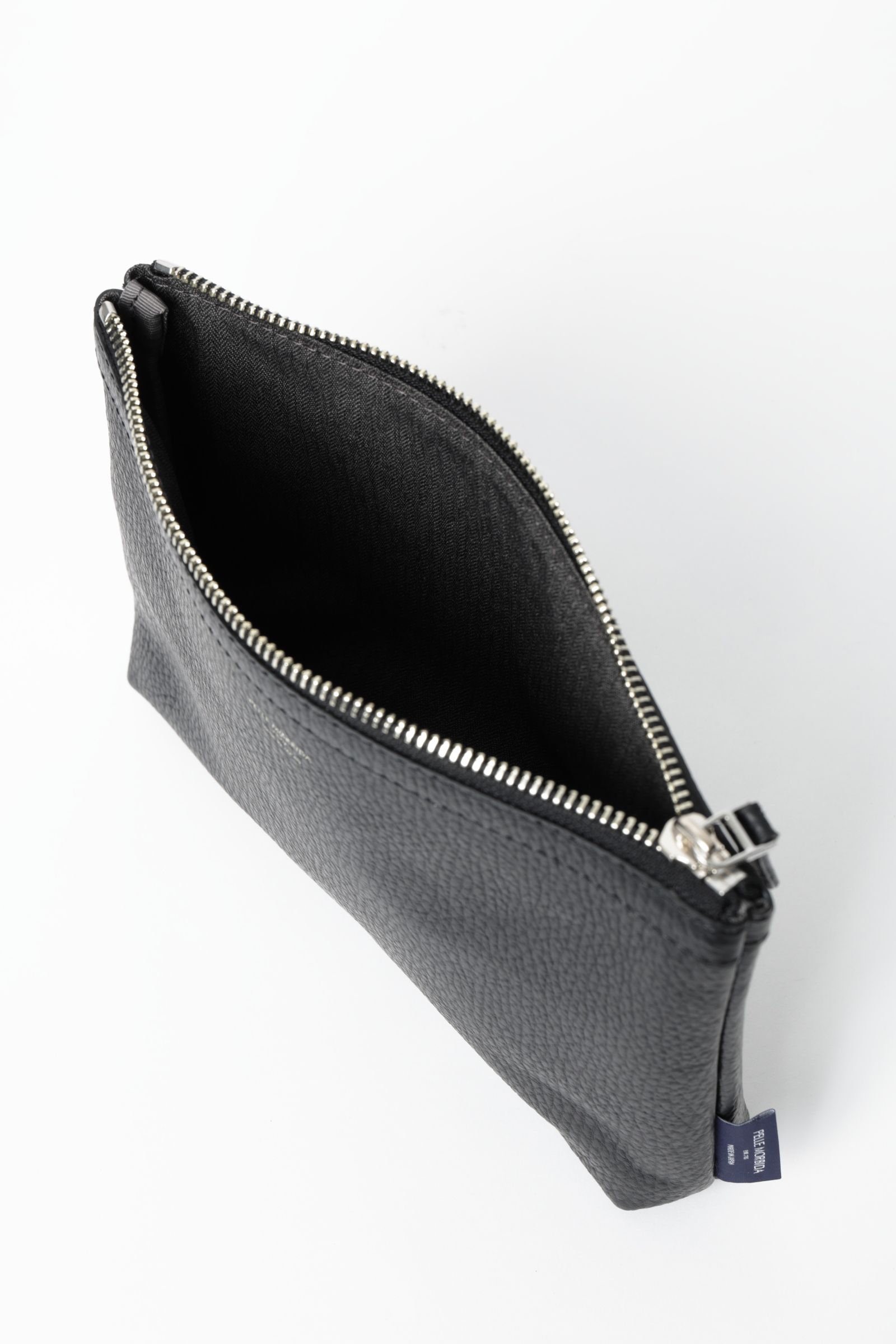 Cinque Terreシリーズ シュリンクレザー シンプルポーチ / ブラック