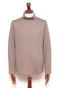 "Joshua Ellisカシミアストール"を使用したニットストールコーデ