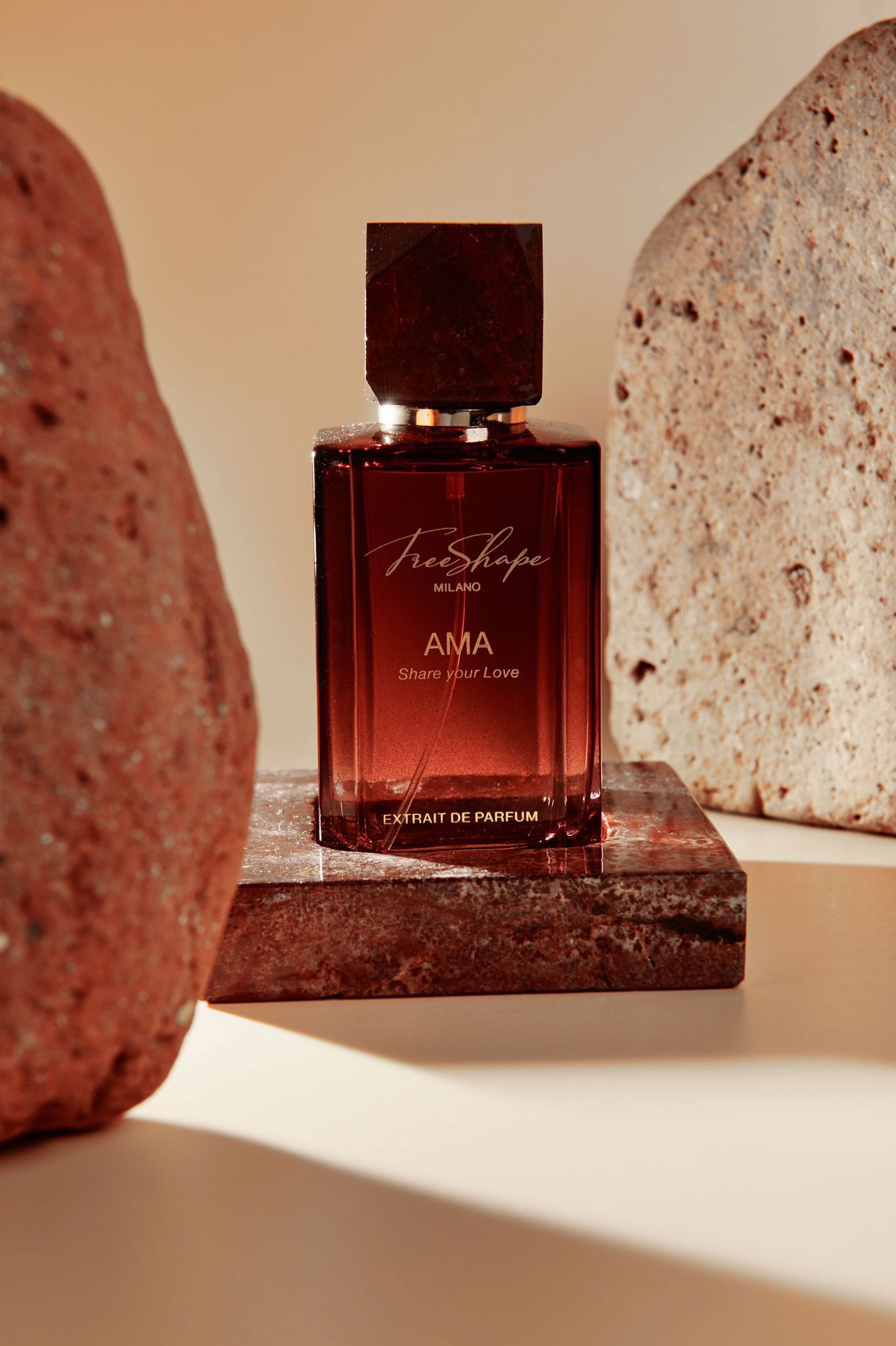 Free Shape MILANO エキストラドパルファム 100ml / 「AMA(アマ)」 エキゾチックローズ