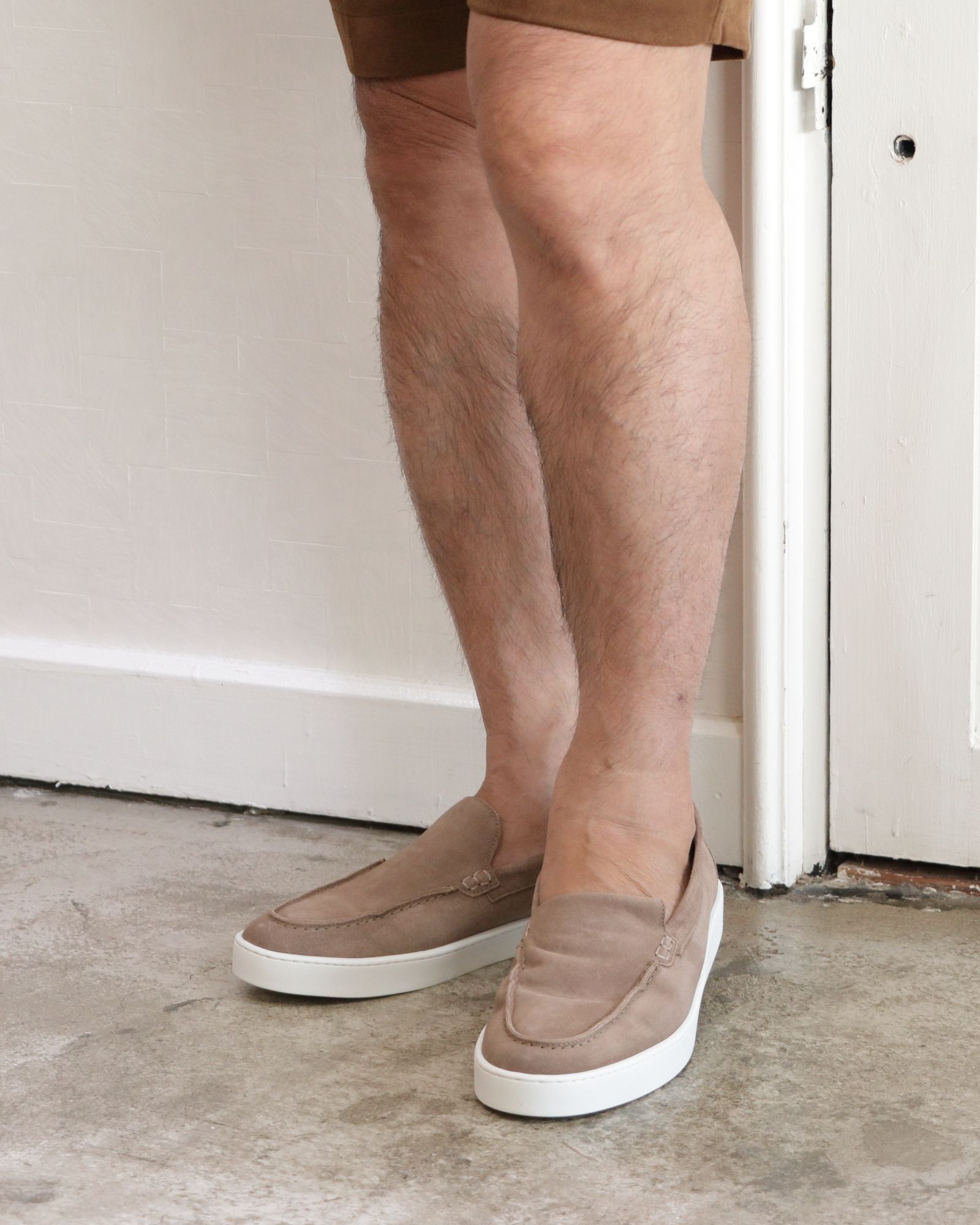 COLONY CLOTHINGをフェイクスエードショーツ使用した大人短パンコーデ
